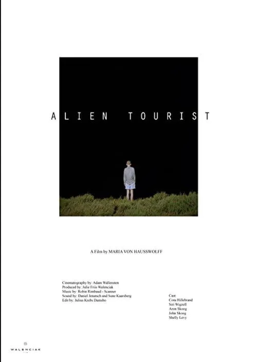 Shelly Levy interpreta a  en Alien Tourist