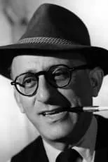 Robert Siodmak interpreta a Self en Alle Tage ist kein Sonntag - Robert Siodmak und seine Filme