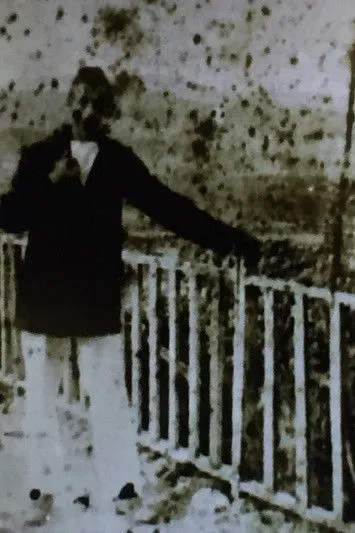 Georg Stefan Troller interpreta a Narrator en Am Rande der bewohnbaren Welt - Das Leben des Dichters Arthur Rimbaud