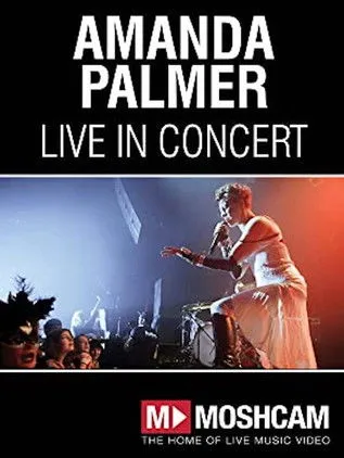 Richard O'Brien interpreta a en Amanda Palmer And The Grand Theft Orchestra