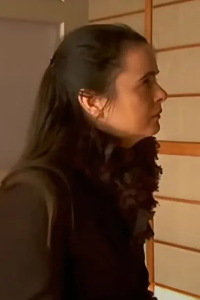 Amélie Nothomb interpreta a Herself en Amélie Nothomb, una vida entre dos aguas