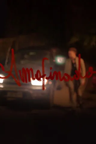 Everton Aguiar interpreta a León en Amofinado