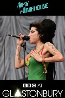 Amy Winehouse interpreta a Self en Amy Winehouse Glastonbury 2007