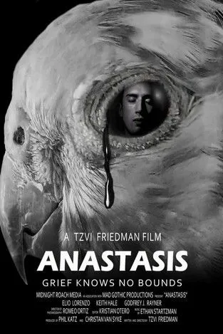 Kait Holland interpreta a en Anastasis
