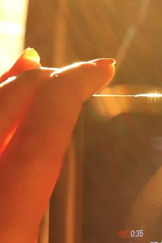 Isiah Medina interpreta a Himself en and now?