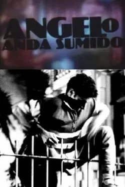 Lisa Becker interpreta a Mulher que abre o portão en Ângelo Anda Sumido