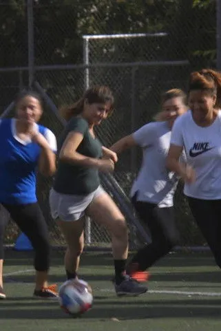 G?????? ???pas?p????? interpreta a en Από αγκάθι ρόδο: Σέντρα