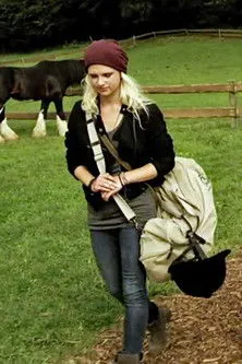 Stephanie Amarell interpreta a Dajana en Armans Geheimnis, der Film - Teil 1