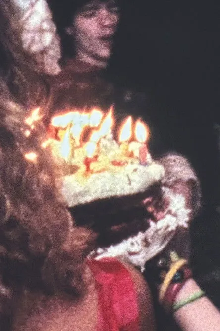 Will More interpreta a Self en Arrebato Party