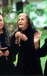 Nilza Maria interpreta a Greta en As Mulheres Choradeiras