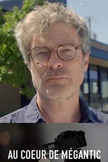 Stéphane Archambault interpreta a Self - Host en Au cœur de Mégantic