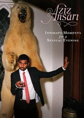 Aziz Ansari interpreta a Aziz Ansari en Aziz Ansari: Intimate Moments for a Sensual Evening