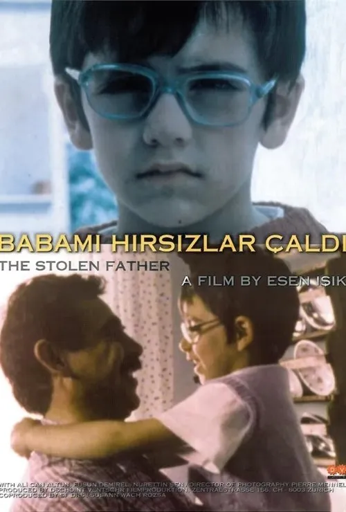 Dogaç Yildiz interpreta a Serkan en Babamı Hırsızlar Çaldı