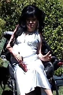 Goddess Bunny interpreta a en Baby, Be Strong For Me