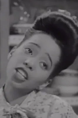 Vanita Smythe interpreta a Vocalist en Back Door Man