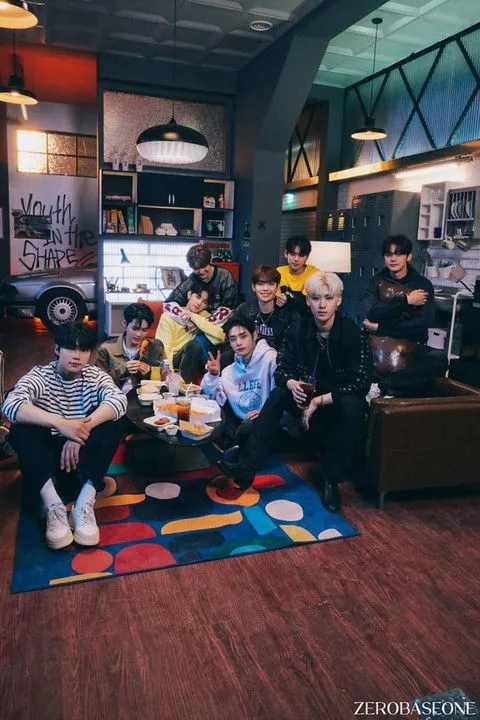 ??? interpreta a Self en Back to ZEROBASE