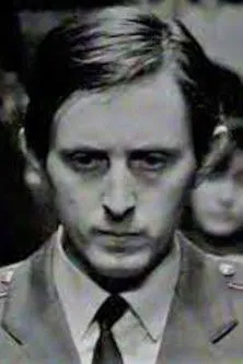 Dózsa László interpreta a Kádár Dénes en Baleset