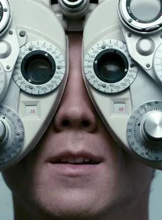 Shaun Robert Foley interpreta a Classroom Student en Bat Eyes