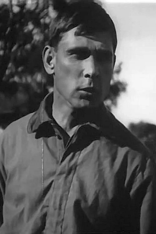 Ivan Shtraukh interpreta a en Бедняку впрок - кулаку в бок