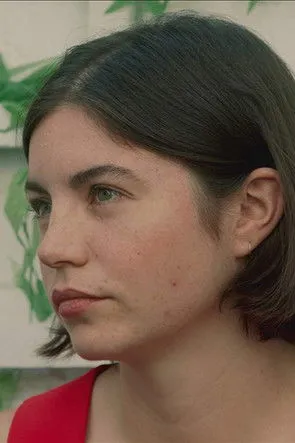 Jamie Alderson interpreta a Marko (the coffee shop manager) en Beer & Coffee