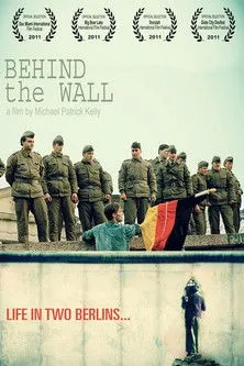 Gregor Gysi interpreta a himself en Behind The Wall