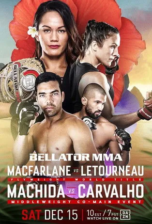 Valérie Létourneau interpreta a en Bellator 213: Macfarlane vs. Letourneau