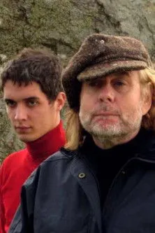 Darius interpreta a Michel en Belle-Île-En-Mer