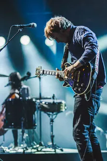 Nat Watson interpreta a en Ben Howard - At iTunes Festival