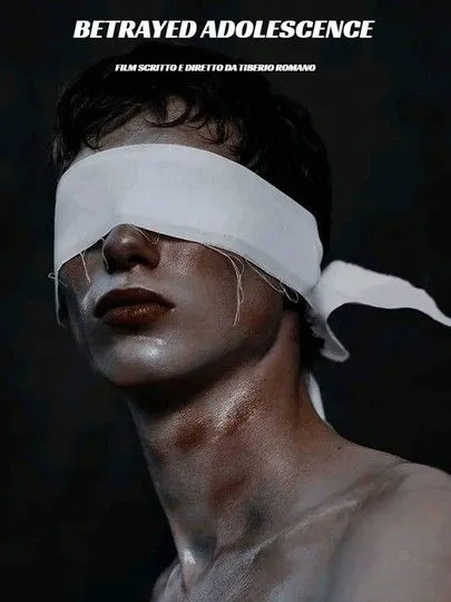 Sandra Milo interpreta a Nonna Laura en Betrayed Adolescence