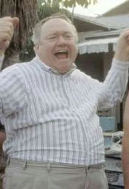 Christian Calloway interpreta a en Better Housekeeping