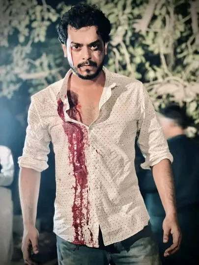 Shafqat Cheema interpreta a Police officer en Bhediya The Hunter