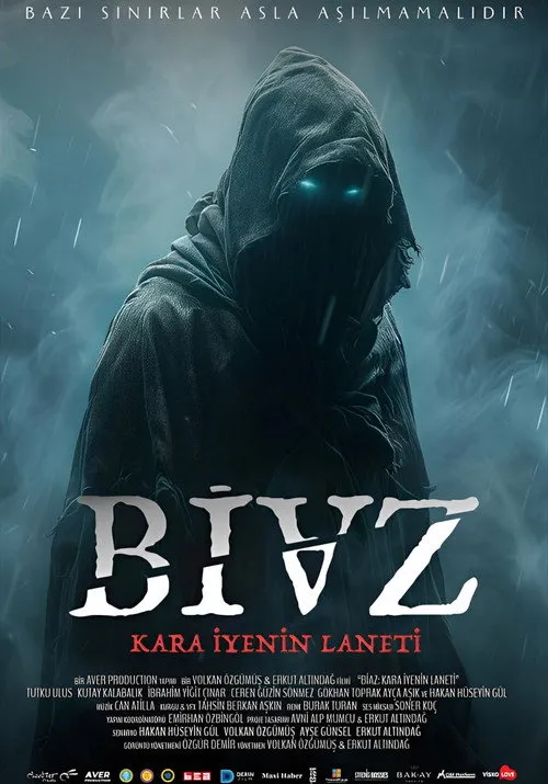 Kutay Kalabalik interpreta a Cenk en Biaz: Kara İyenin Laneti
