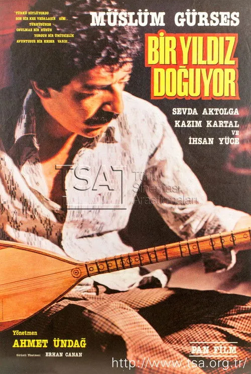 Hasan Yildiz interpreta a  en Bir Yıldız Doğuyor