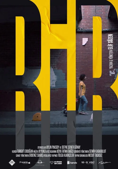 Defne Sener Günay interpreta a Nazli en Bir