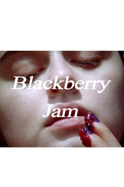 Emily May Jampel interpreta a Mayumi en Blackberry Jam