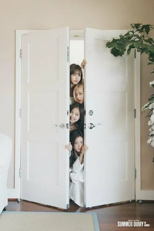 Póster de BLACKPINK’S SUMMER DIARY [IN HAWAII]