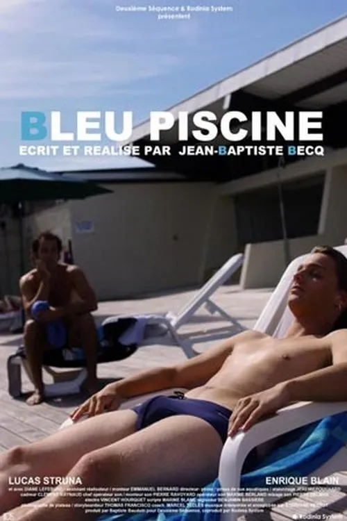 Lucas Struna interpreta a en Bleu piscine