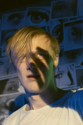 Hringur Ingvarsson interpreta a Young Man en Blue Period