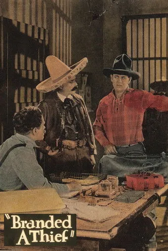 Joan Lowell interpreta a en Branded a Thief