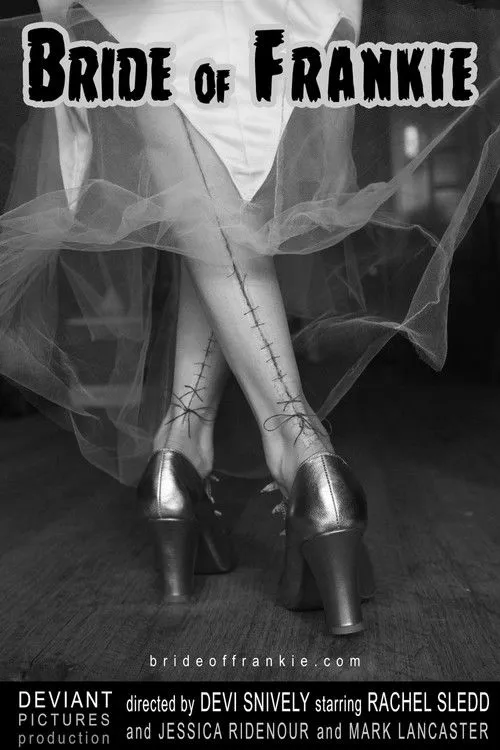 Mark Lancaster interpreta a Monty en Bride of Frankie