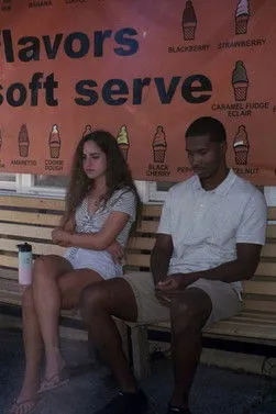 Alexa Renee interpreta a Jenny en Brigantine