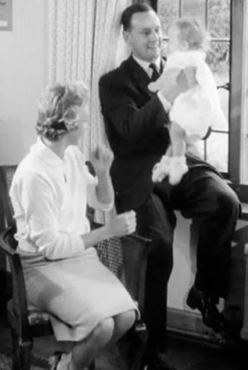 John Surtees interpreta a en British Sporting Personalities