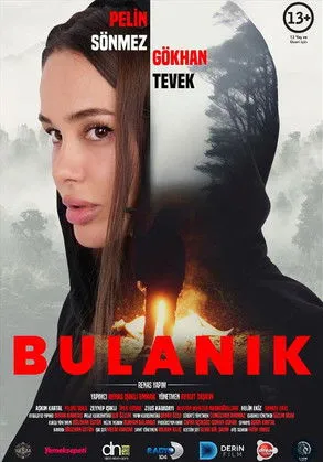 Gökhan Tevek interpreta a  en Bulanık