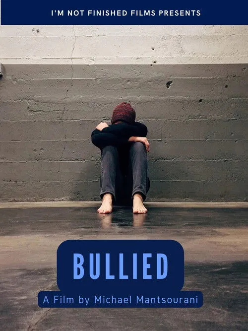 Devin Hoffman interpreta a John en Bullied