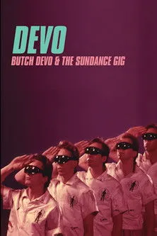 Bob Casale interpreta a en Butch DEVO And The Sundance Gig
