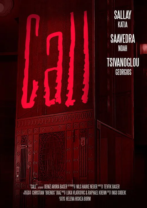 Noah Saavedra interpreta a  en Call