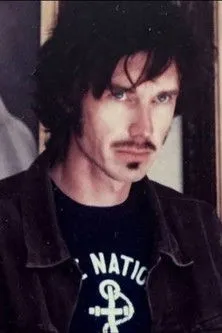 Hannes Holm interpreta a Self en Camitz - en annan tid, en annan plats