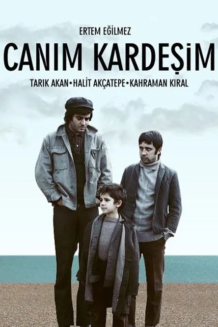 Kahraman Kiral interpreta a Kahraman en Canım Kardeşim
