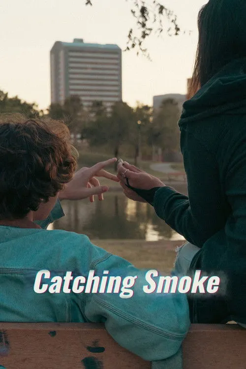 L. J. Gomez interpreta a Casey en Catching Smoke