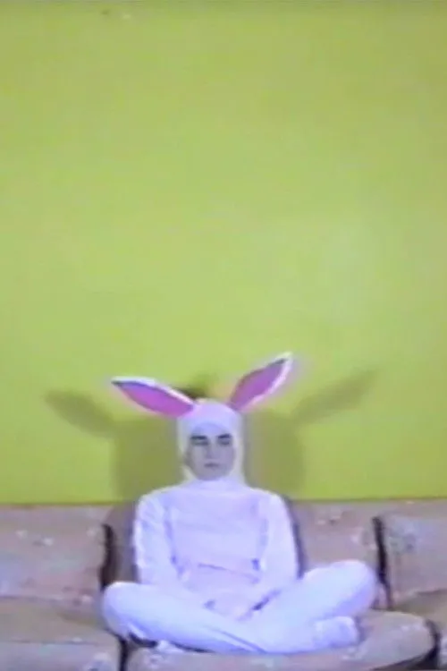 Molly Hewitt interpreta a  en Caught in a Trap